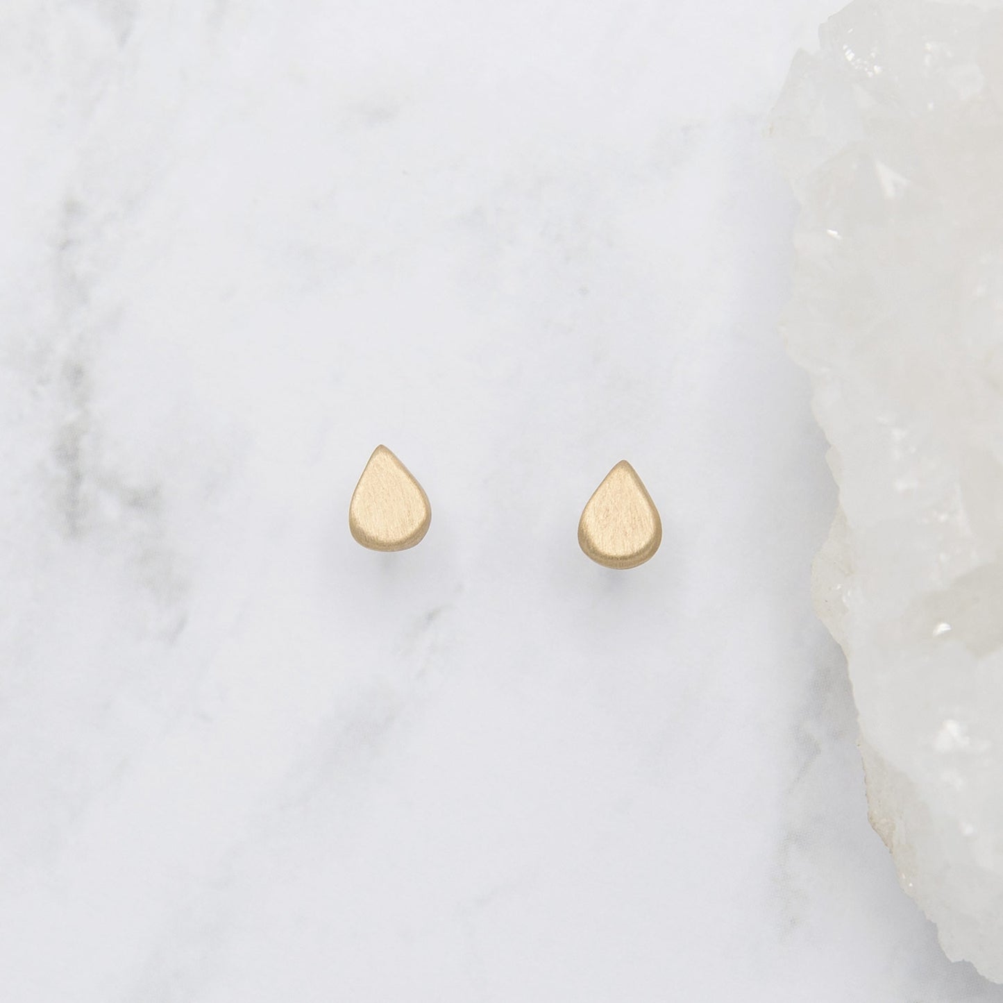 Raindrop Stud Earrings (9K Solid Gold)