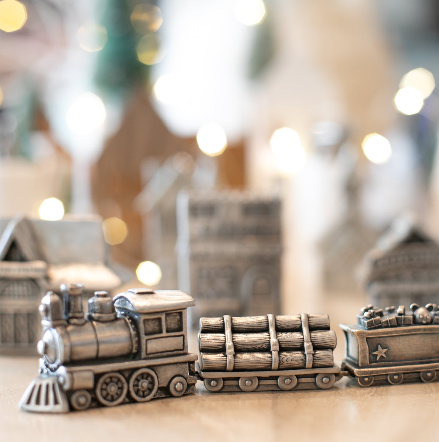 Presents and Teddy Bear Train Car (Pewter)