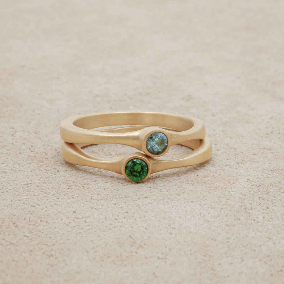 Bezel Birthstone Ring (9K Solid Gold)