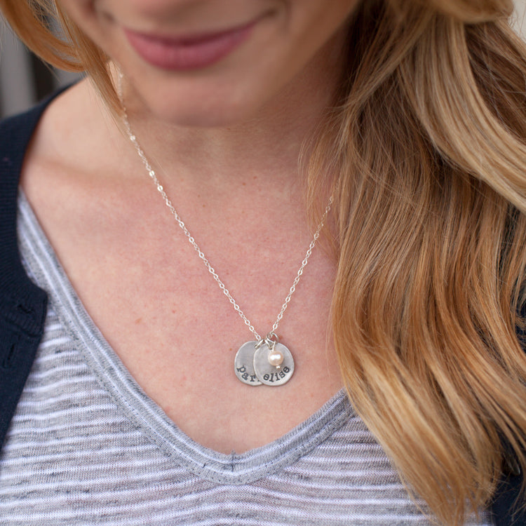 Petite mother's necklace (Sterling Silver)