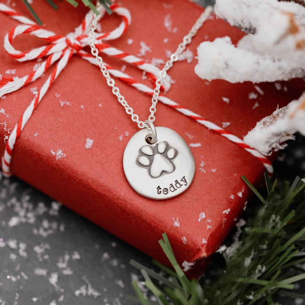 Furry Footprint Necklace (Sterling Silver)