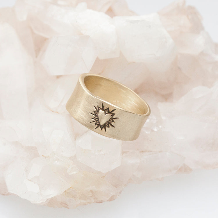 Bursting Heart Ring (9K Solid Gold)