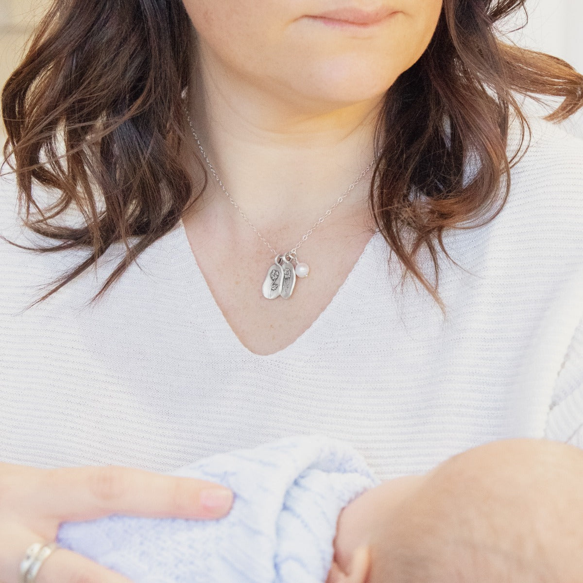 Birth Flower Necklace (Sterling Silver)