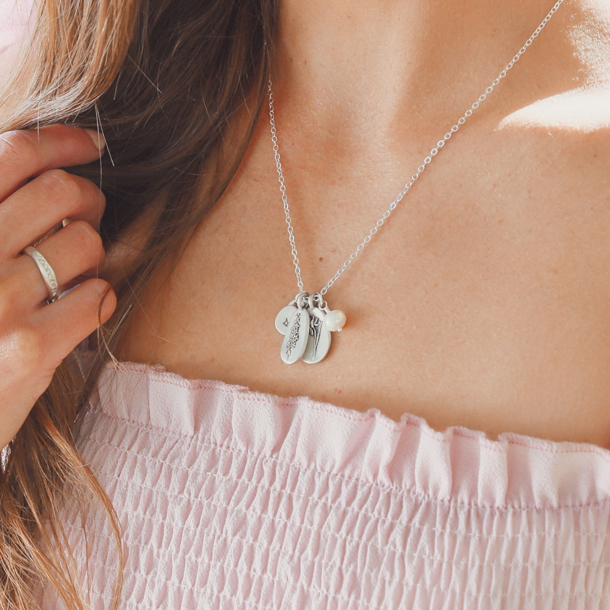 July Birth Flower Necklace (Sterling Silver)