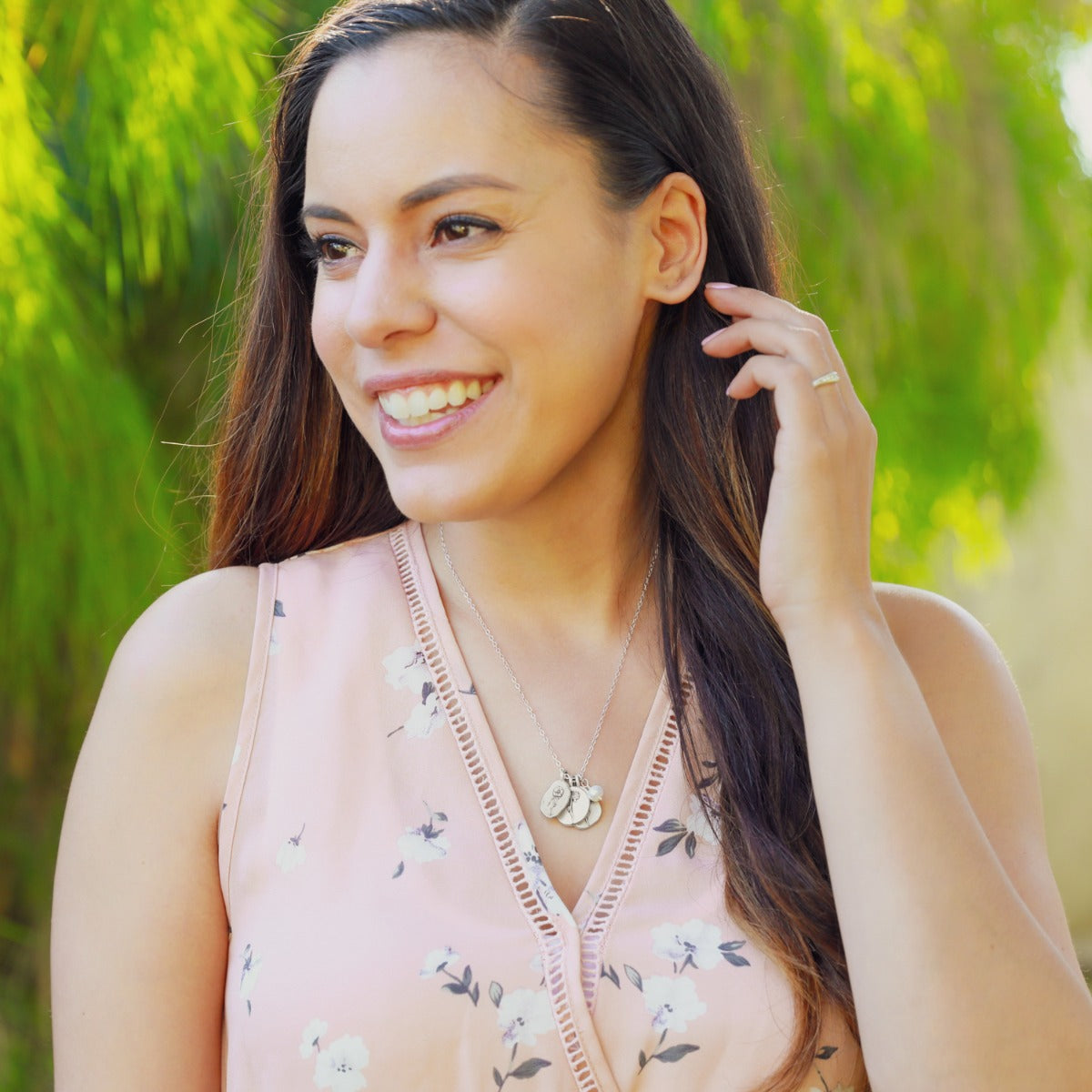 August Birth Flower Necklace (Sterling Silver)