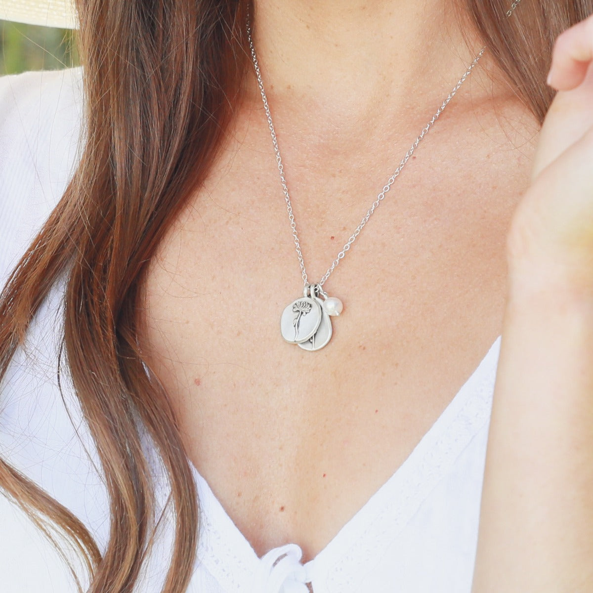 Birth Flower Necklace (Sterling Silver)