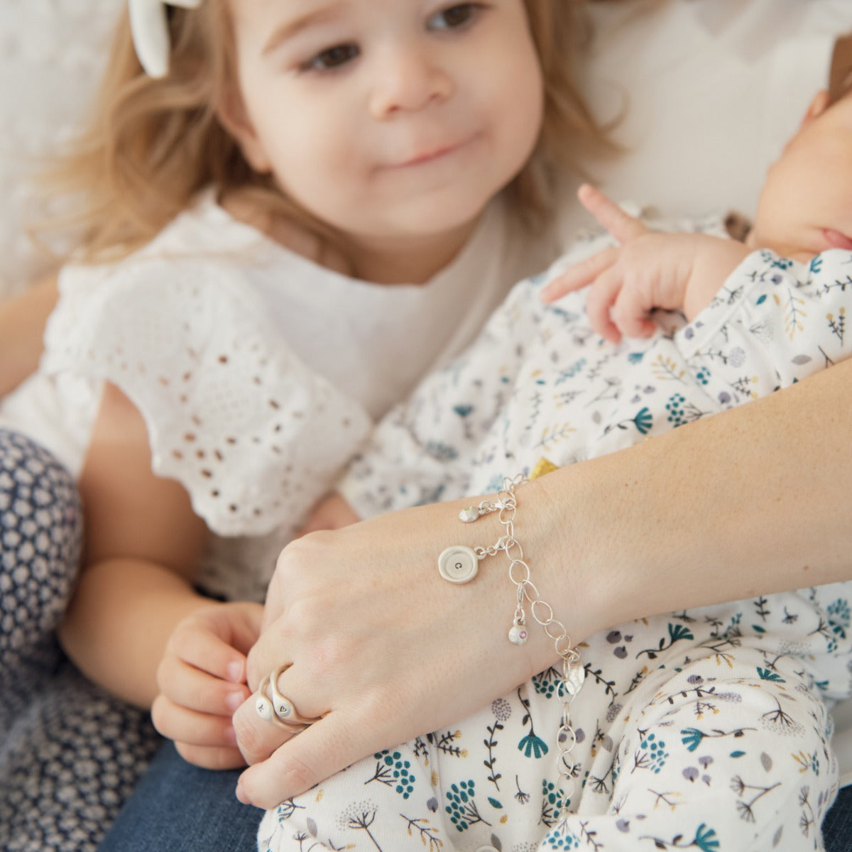 Large Round Link Bracelet Chain (Sterling Silver)