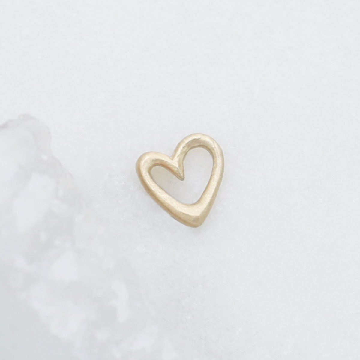 Love Grows 1/4" Tiny Heart charm (9K Solid Gold)