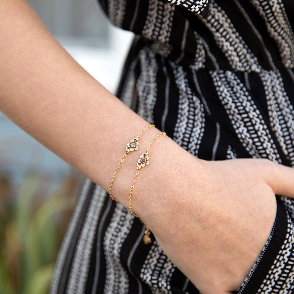 Birthstone Bloom Bracelet (9K Solid Gold)