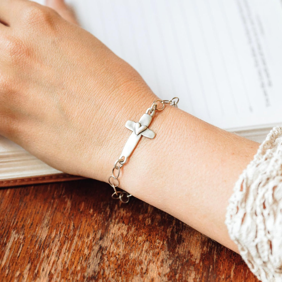 Cross of Faith Bracelet (Sterling Silver)