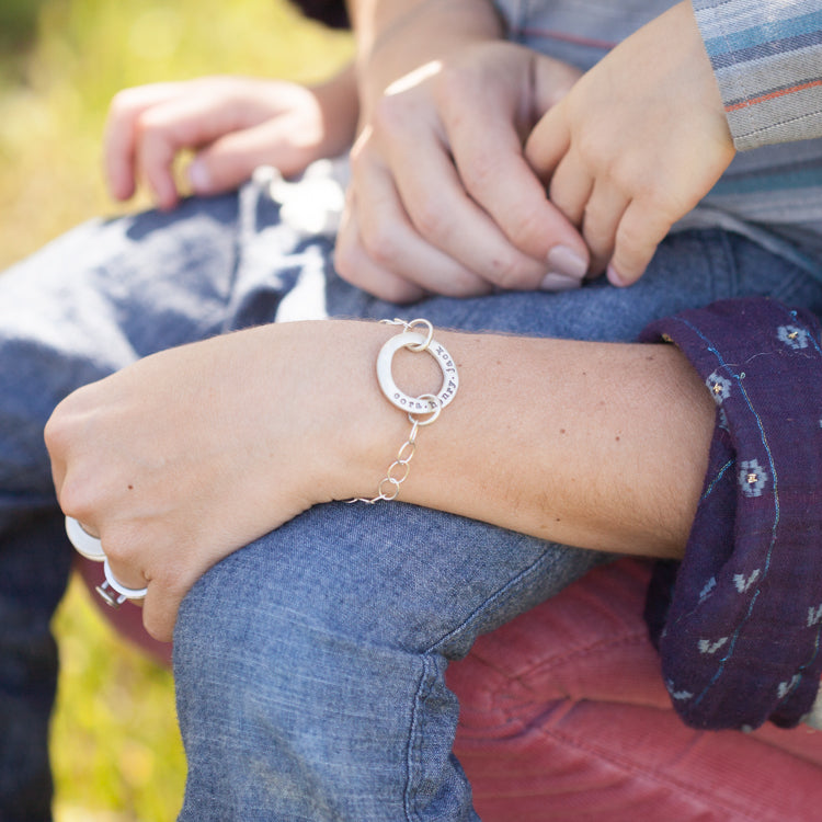 Open Circle Pearl Bracelet (Sterling Silver)