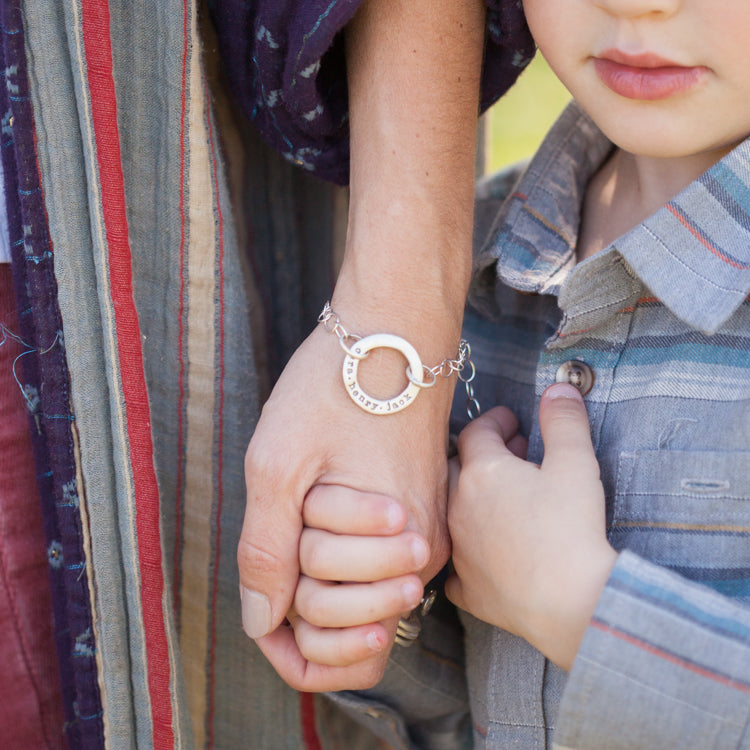 Open Circle Pearl Bracelet (Sterling Silver)