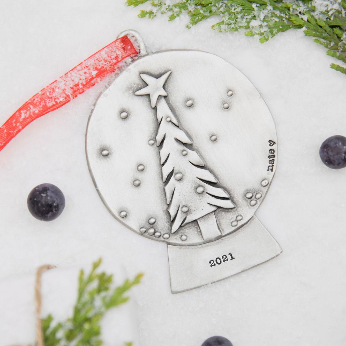 Personalized Snow Globe Ornament (Pewter)