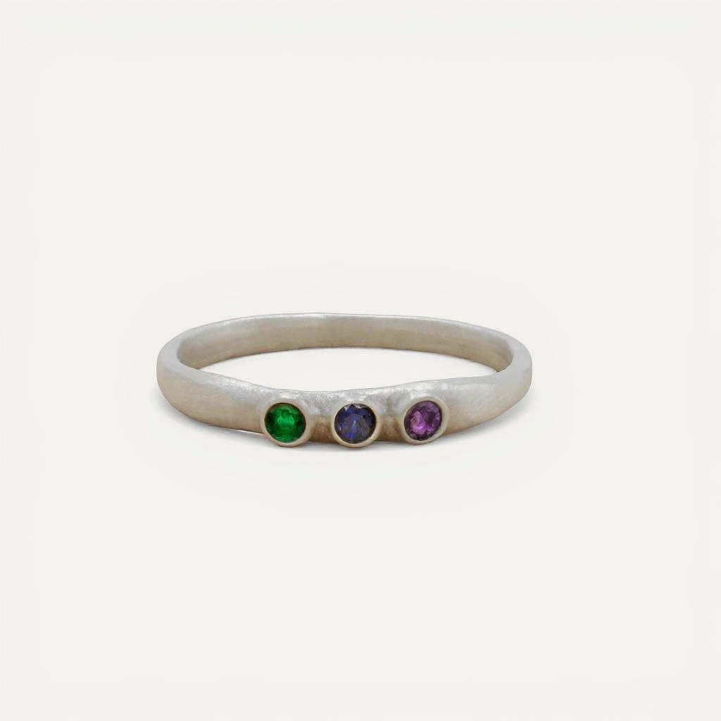 Mother's Ring (Sterling Silver)