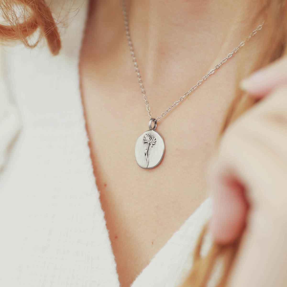 pewter November Birth Flower necklace with 18" link chain