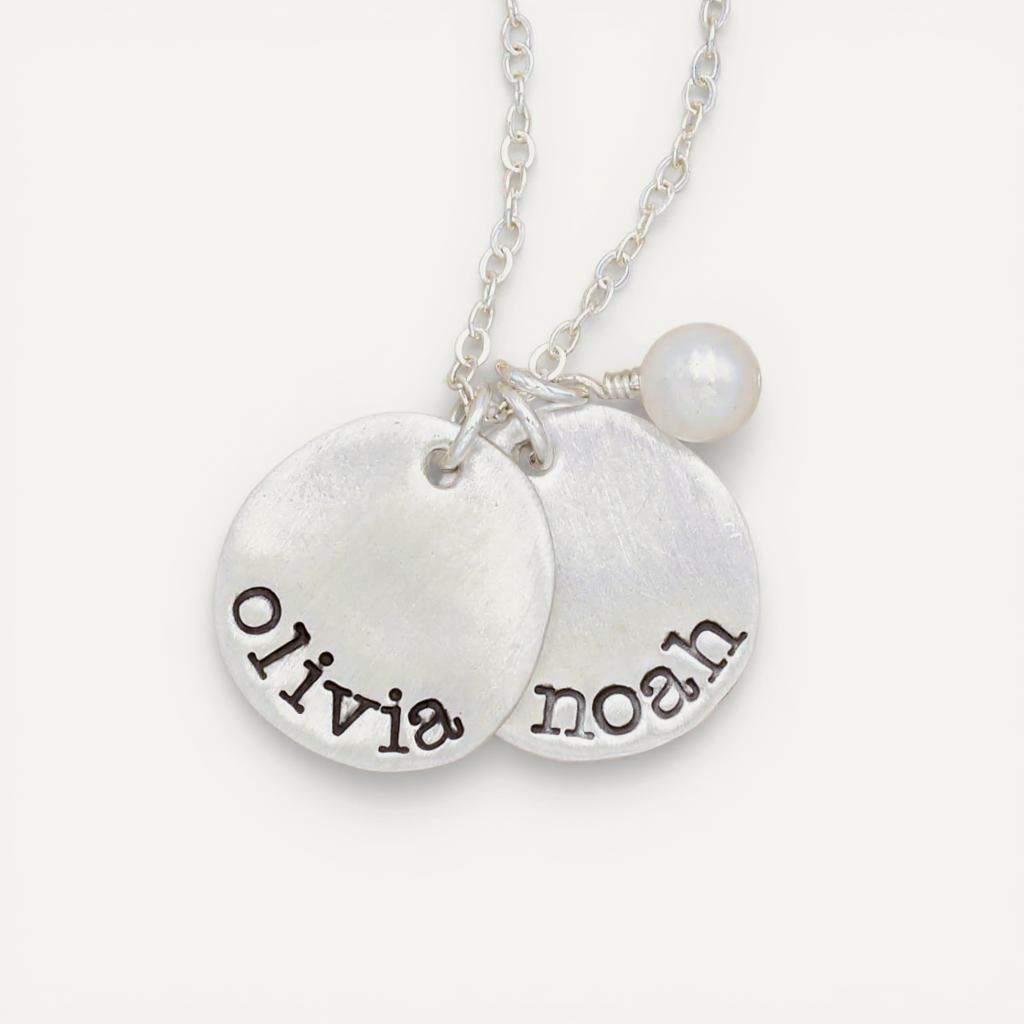Petite mother's necklace (Sterling Silver)