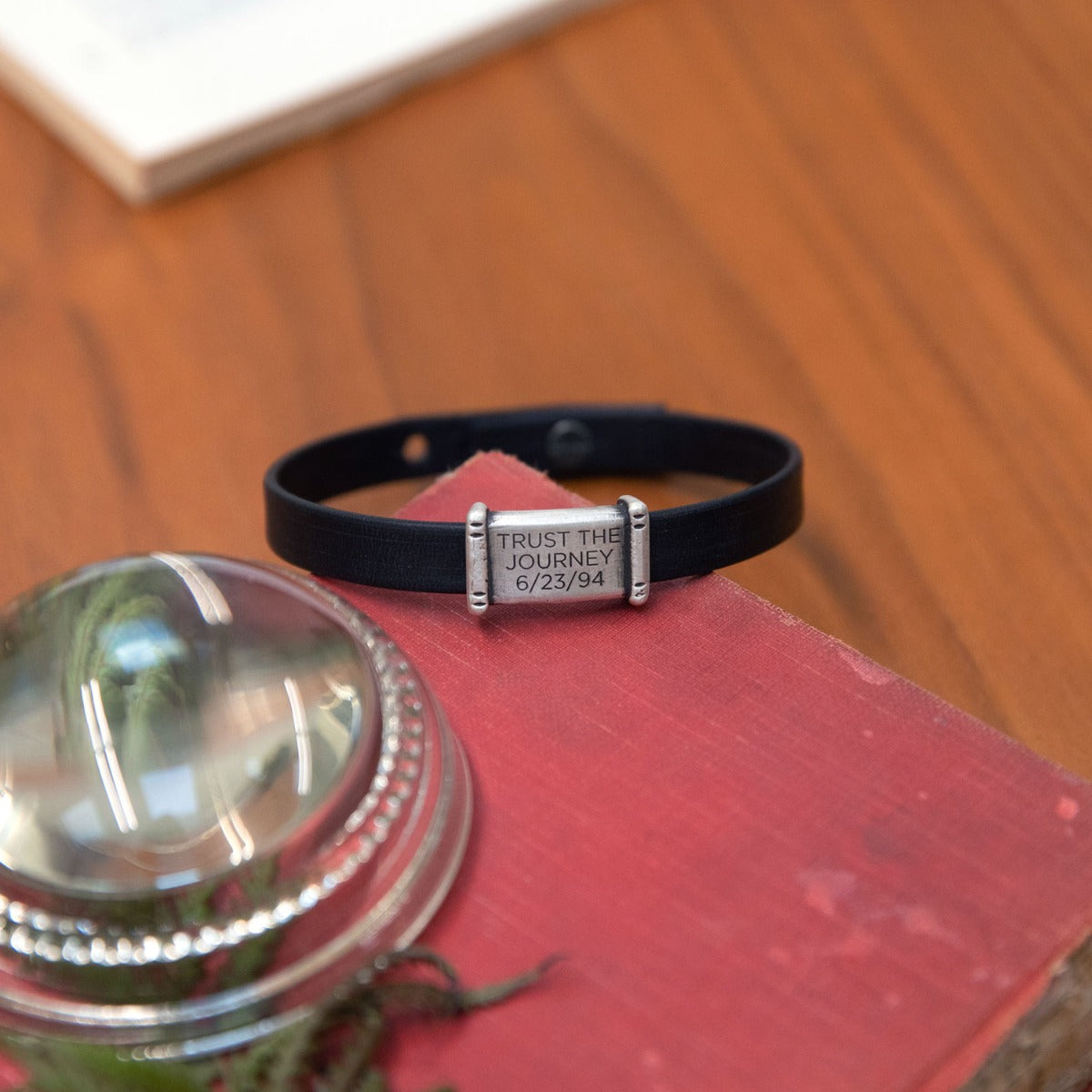 Resolute Bracelet (Black)