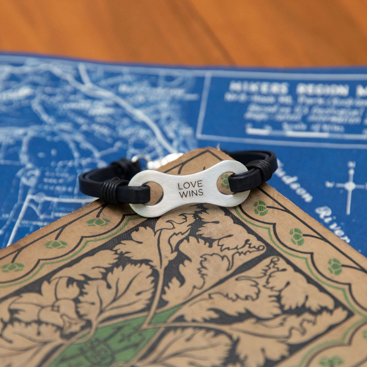Linked Together Leather Bracelet (Black)