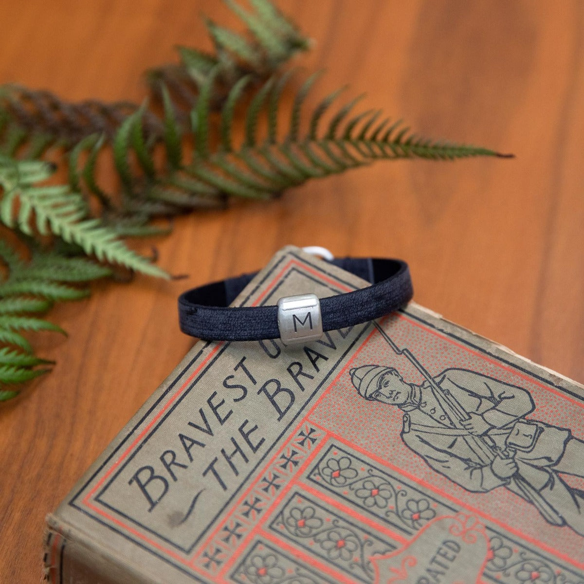Advance Bracelet (Black)