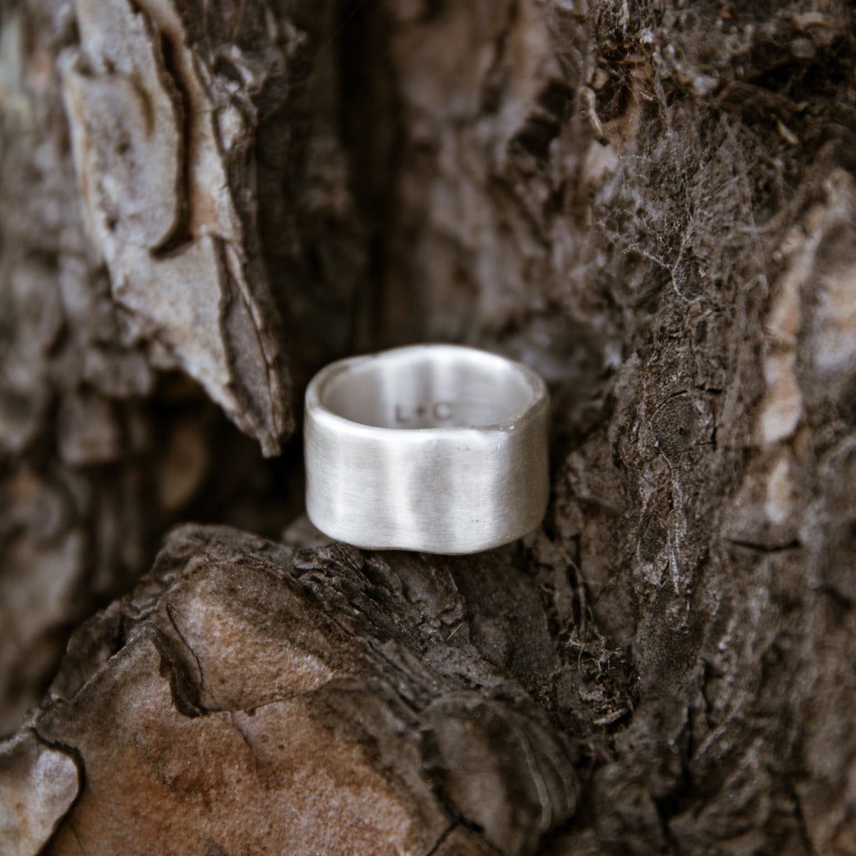 Valor Wide Ring (Sterling Silver)