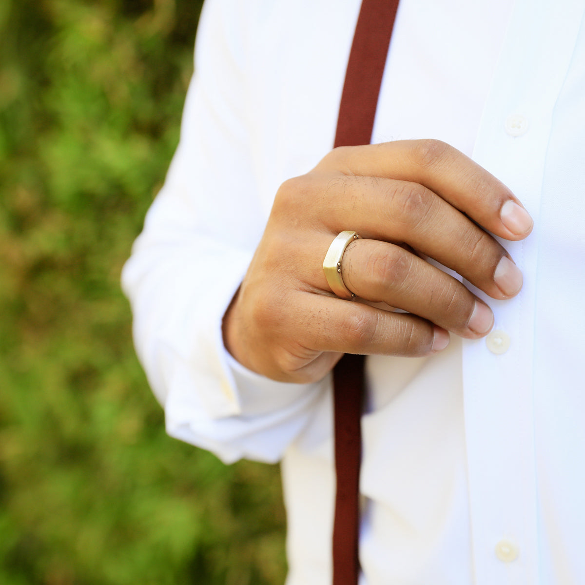 Strong + True Narrow Ring (9K Solid Gold)