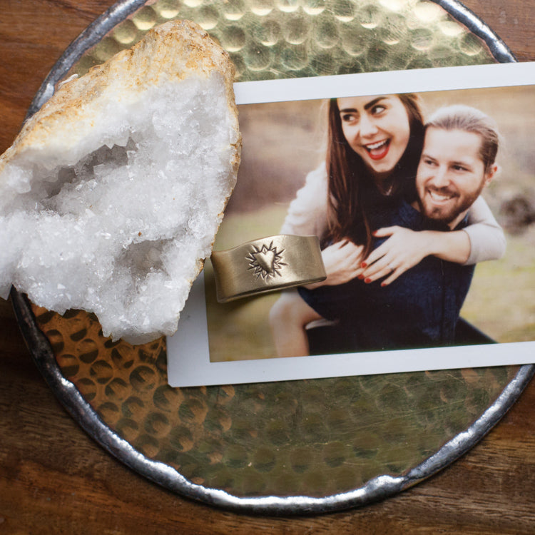 Bursting Heart Ring (9K Solid Gold)