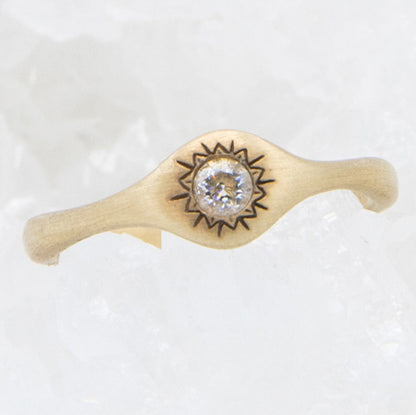 Sunburst Stacking Ring (9K Solid Gold)