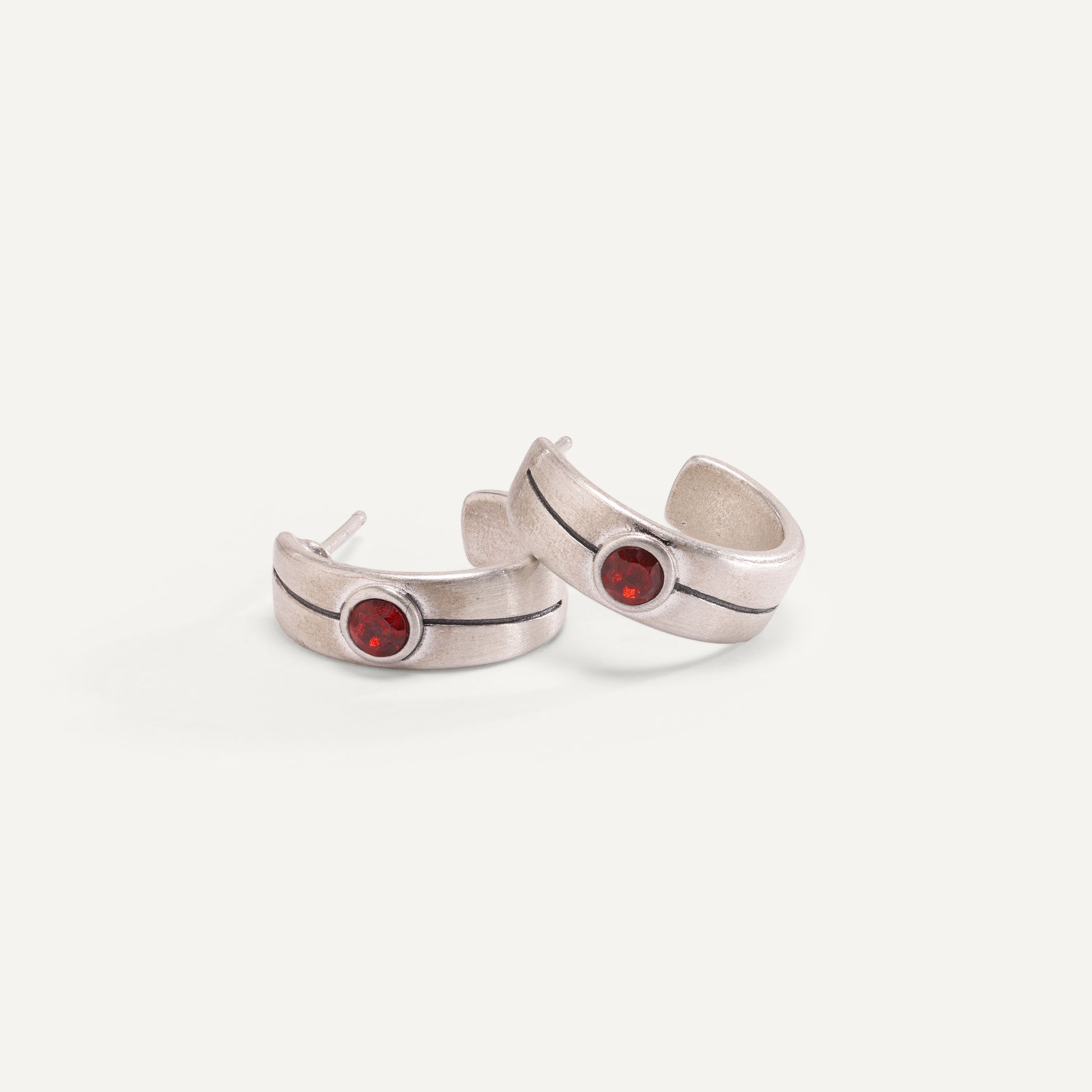 Pinstripe Classic Hoop Earrings (Sterling Silver) - Lisa Leonard Designs
