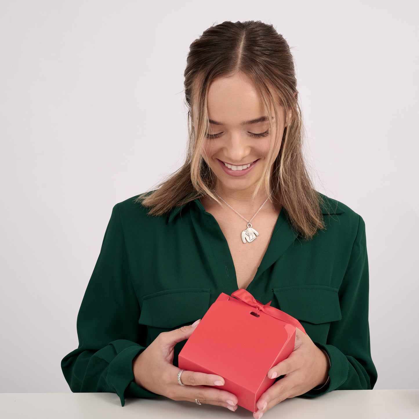 Woolen Sweater Necklace (Pewter)