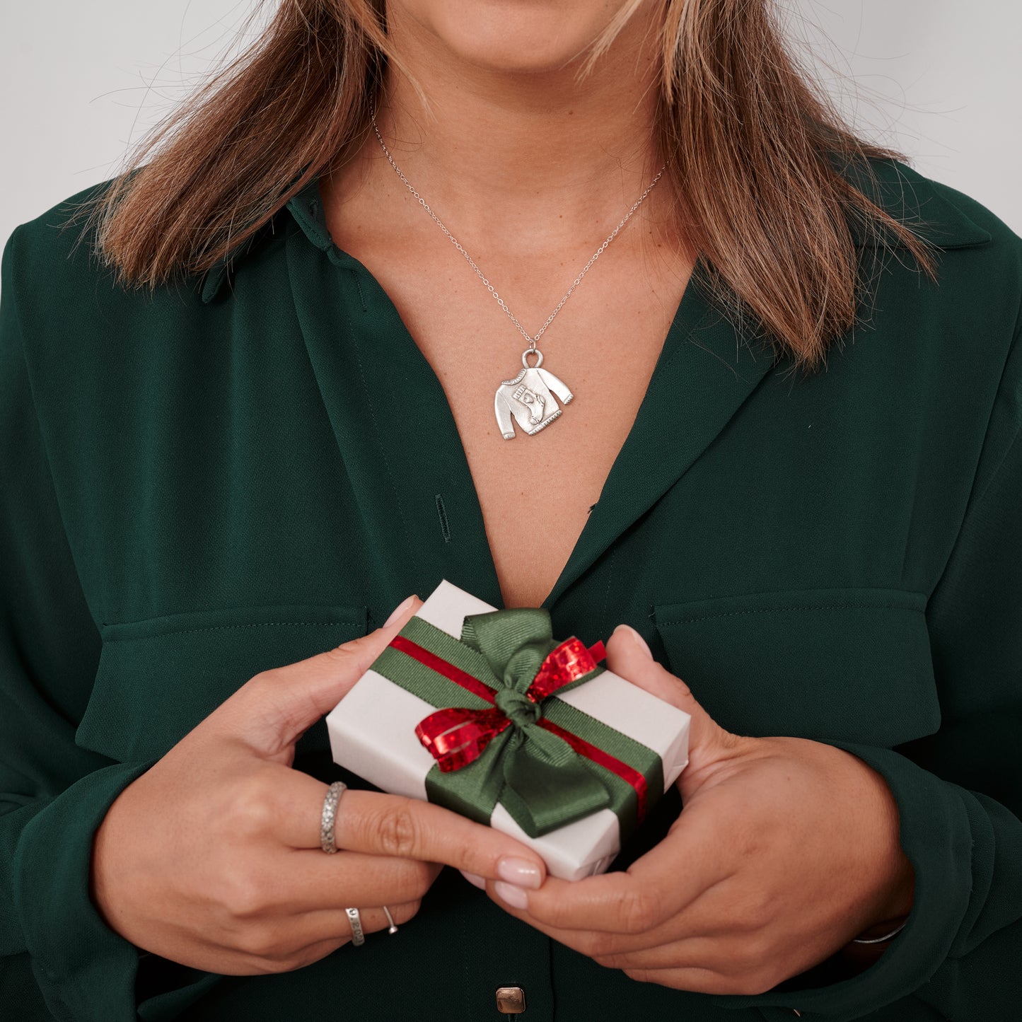 Woolen Sweater Necklace (Pewter)