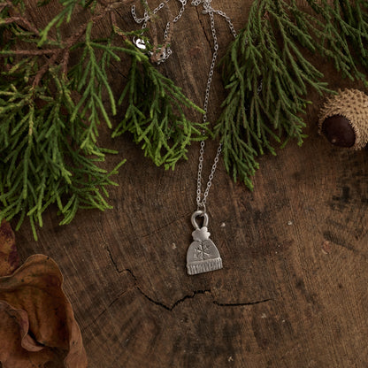 Winter Cap Necklace (Pewter)