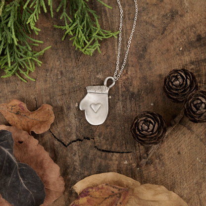 Warm Mitten Necklace (Pewter)