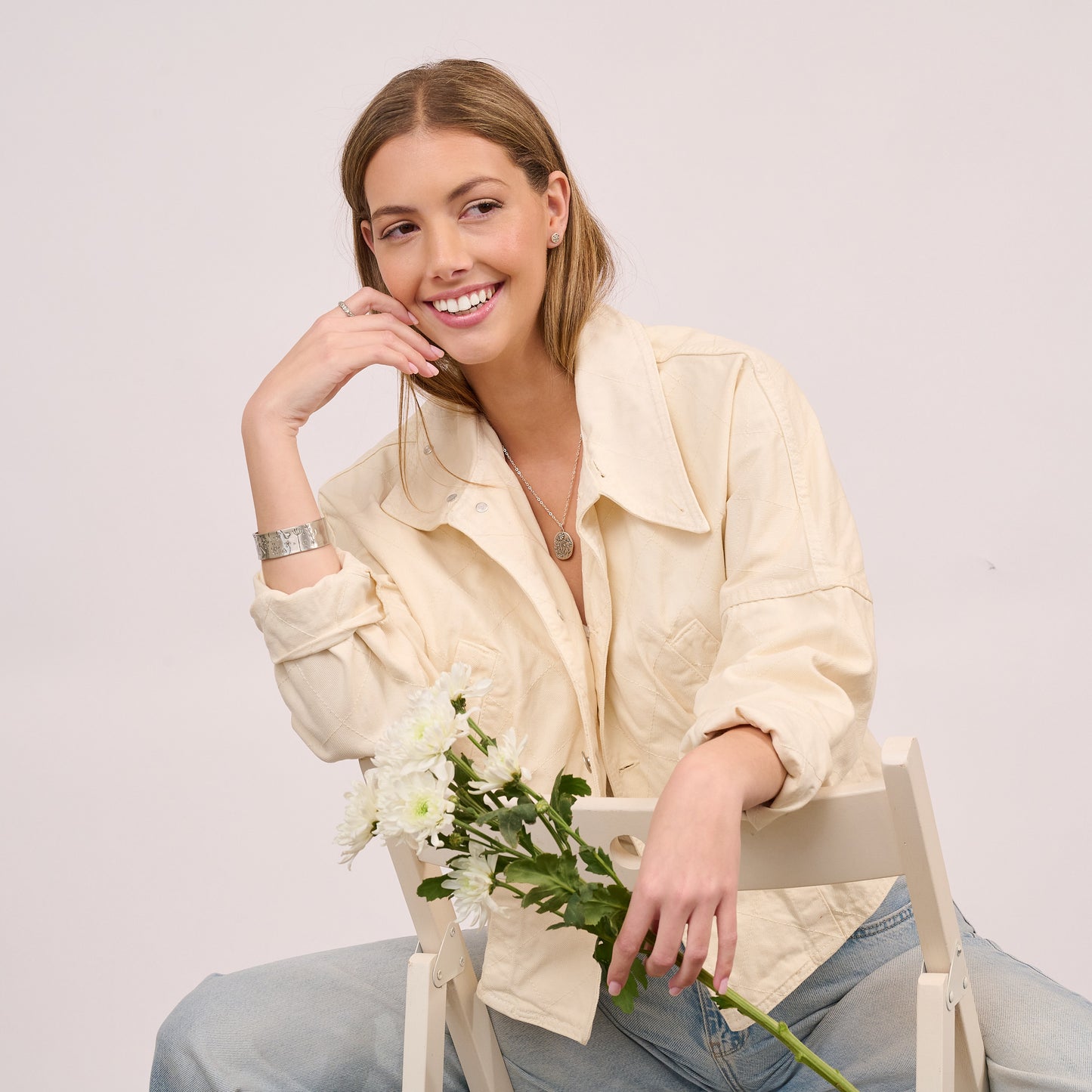 Dainty Daisy Stud Earrings (Sterling Silver)