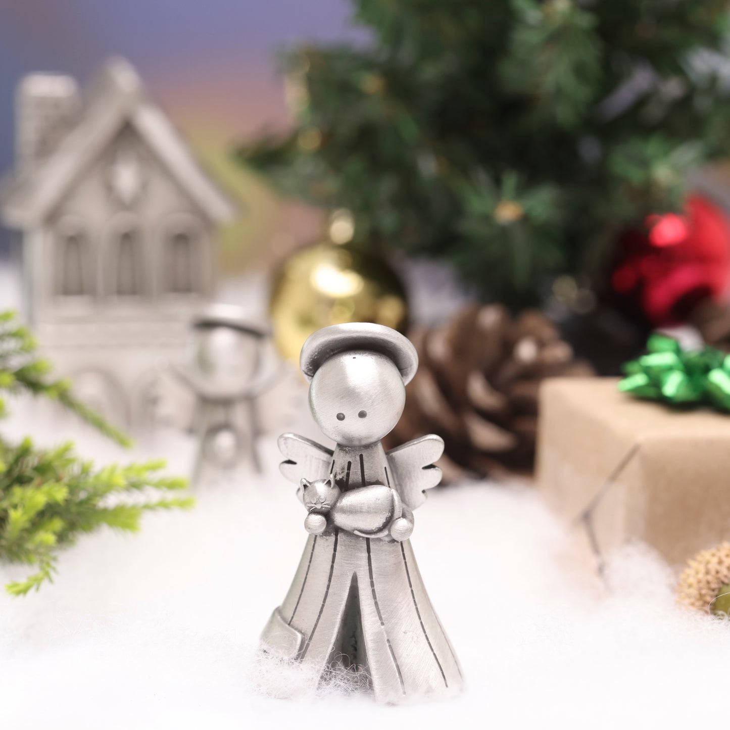 Safely Held Angel With Cat (Pewter)