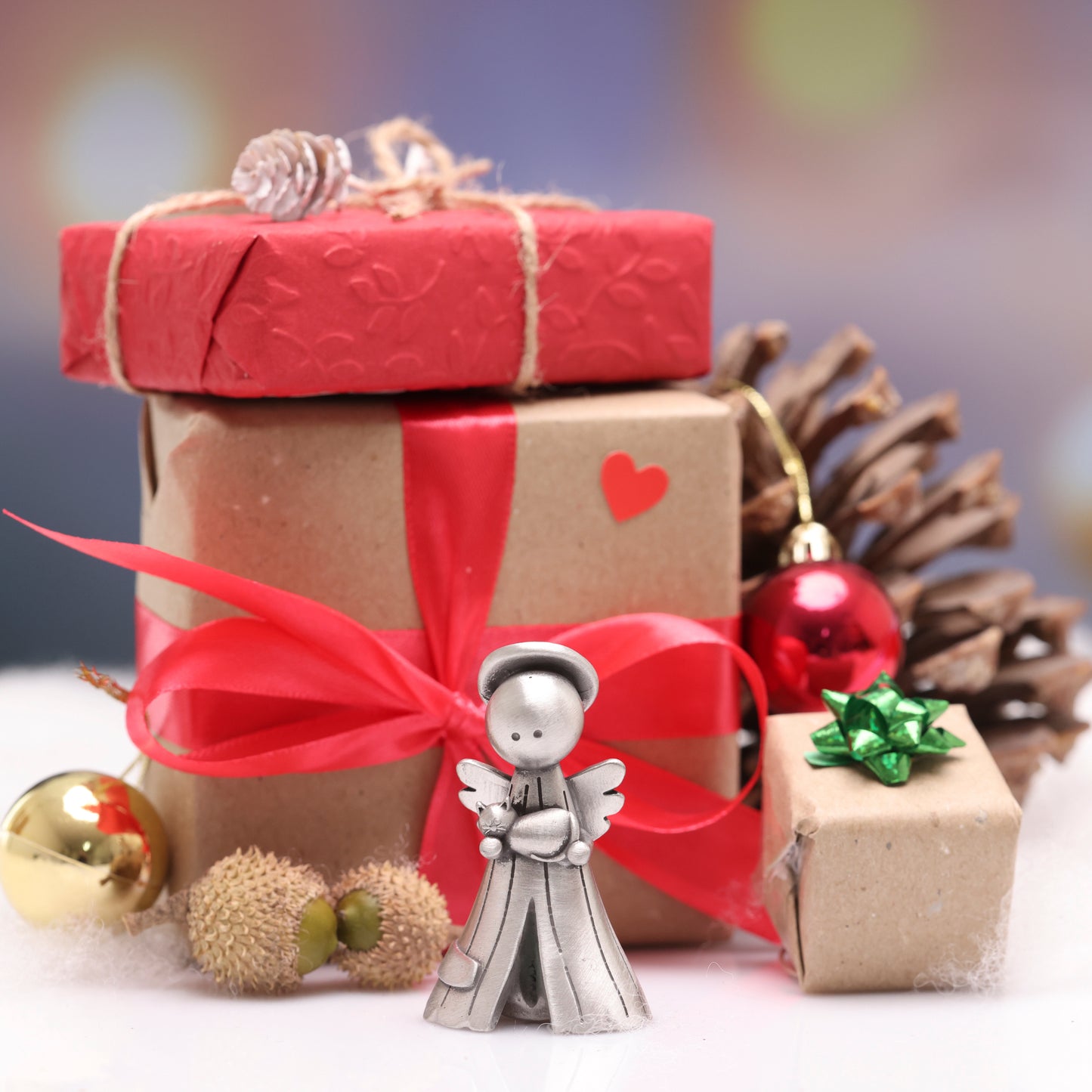 Safely Held Angel With Cat (Pewter)