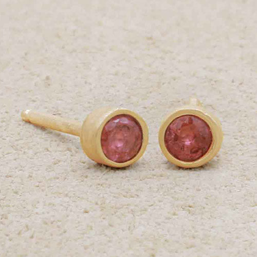14 yellow gold Dainty Finespun Birthstone Stud Earrings - Medium 3mm