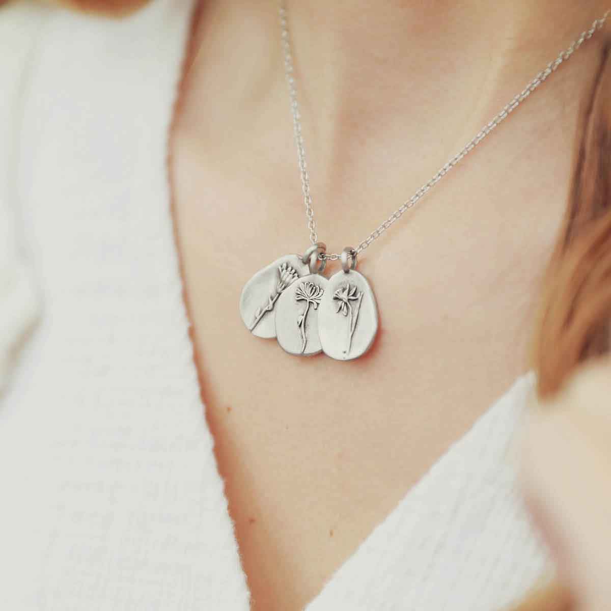 December Birth Flower Necklace {Pewter}