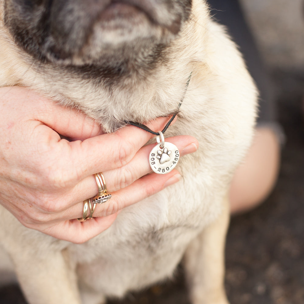 Furry Footprint Keychain (Sterling Silver)