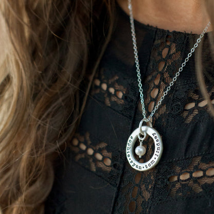 Open Circle Pearl Necklace (Sterling Silver)