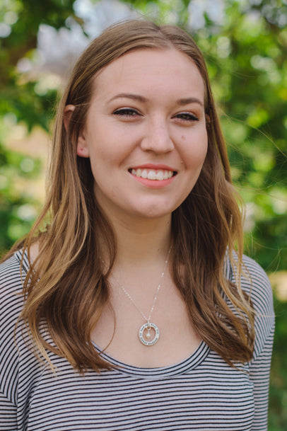 Open Circle Pearl Necklace (Sterling Silver)