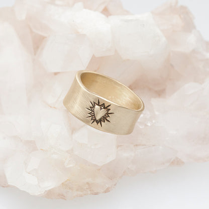 Bursting Heart Ring (9K Solid Gold)