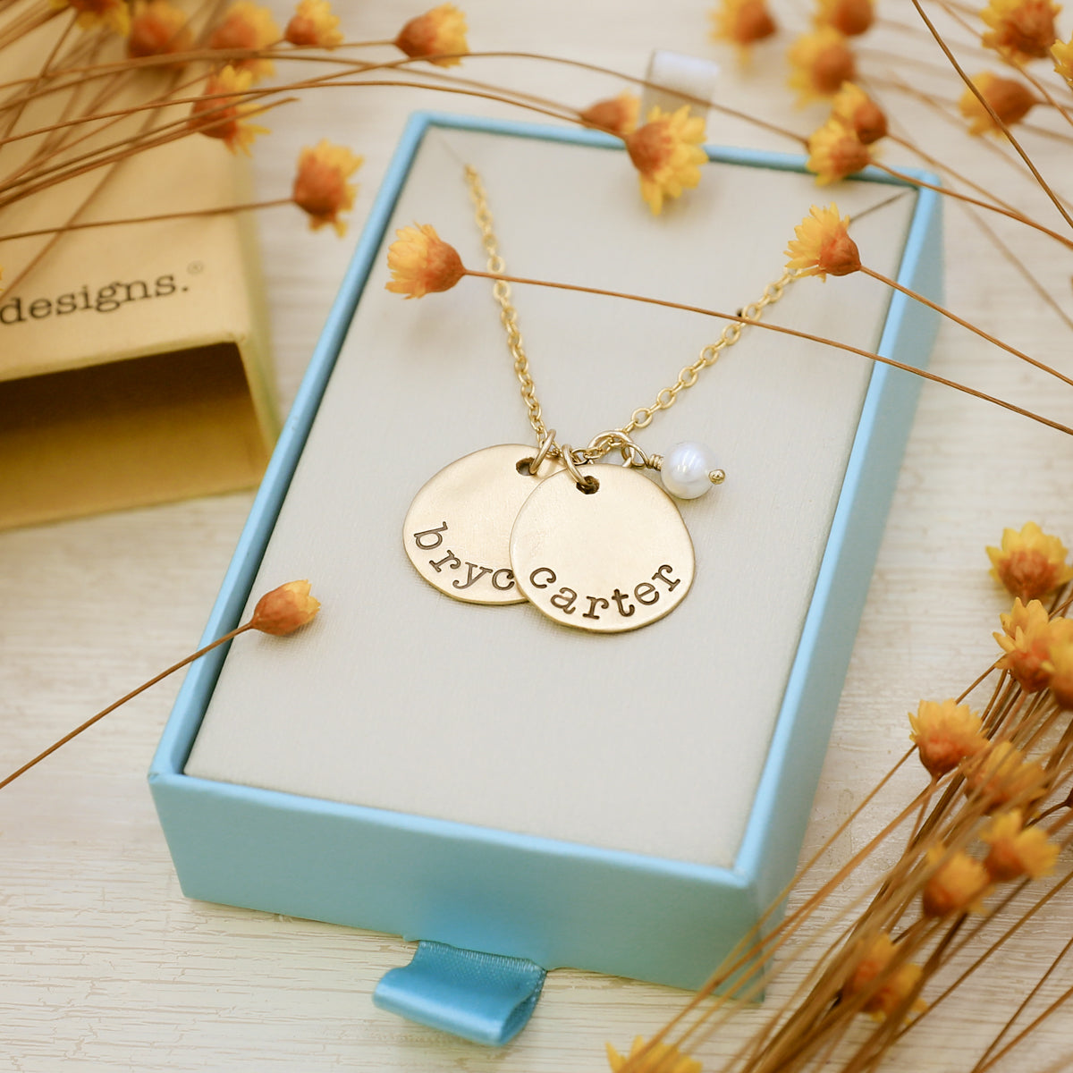 Petite Mother's Necklace (14K Solid Gold)