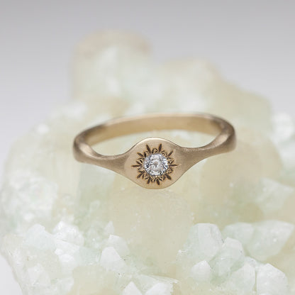 Sunburst Stacking Ring (9K Solid Gold)