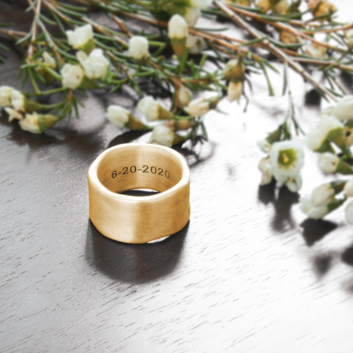 Valor Wide Ring (9K Solid Gold)